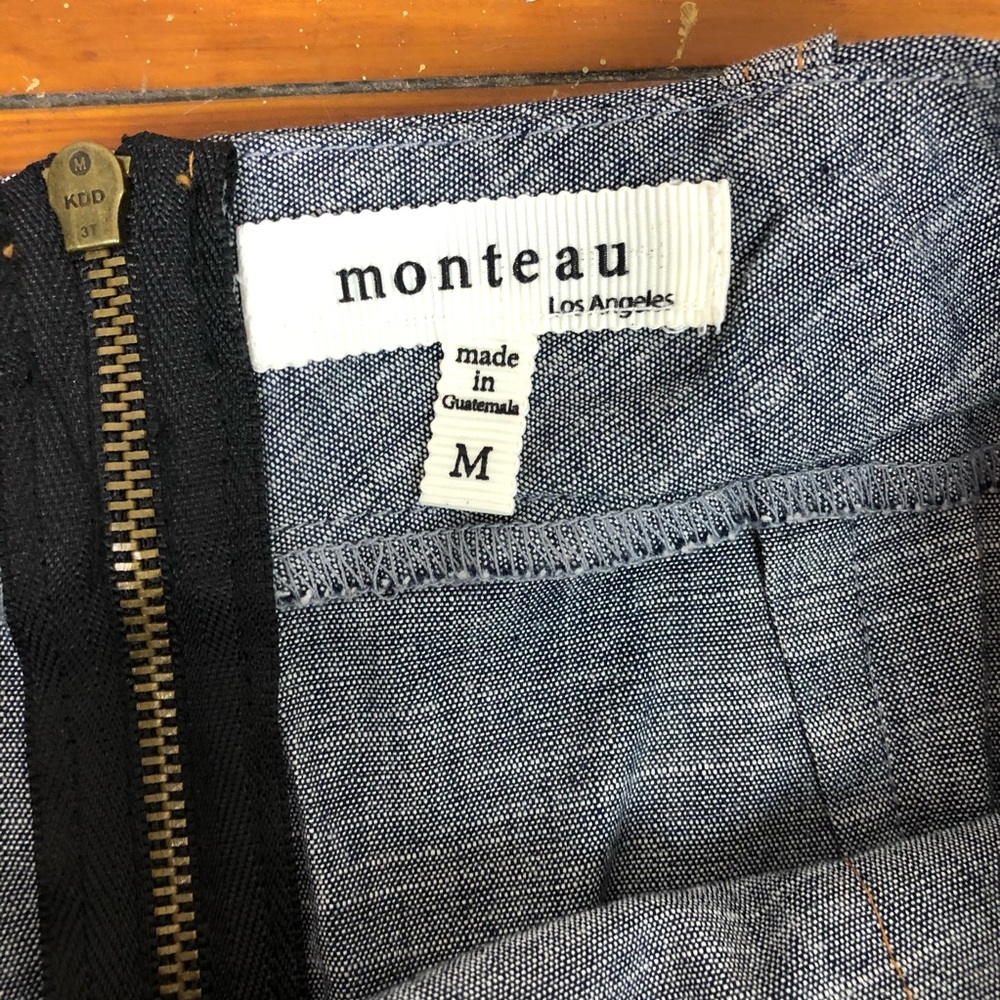 ✨Monteau Skirt w/ Fabric Belt✨ - Picture 4 of 4